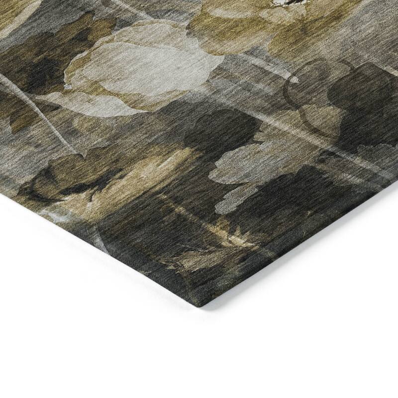 HomeRoots Floral Transitional Rectangle Outdoor Rug