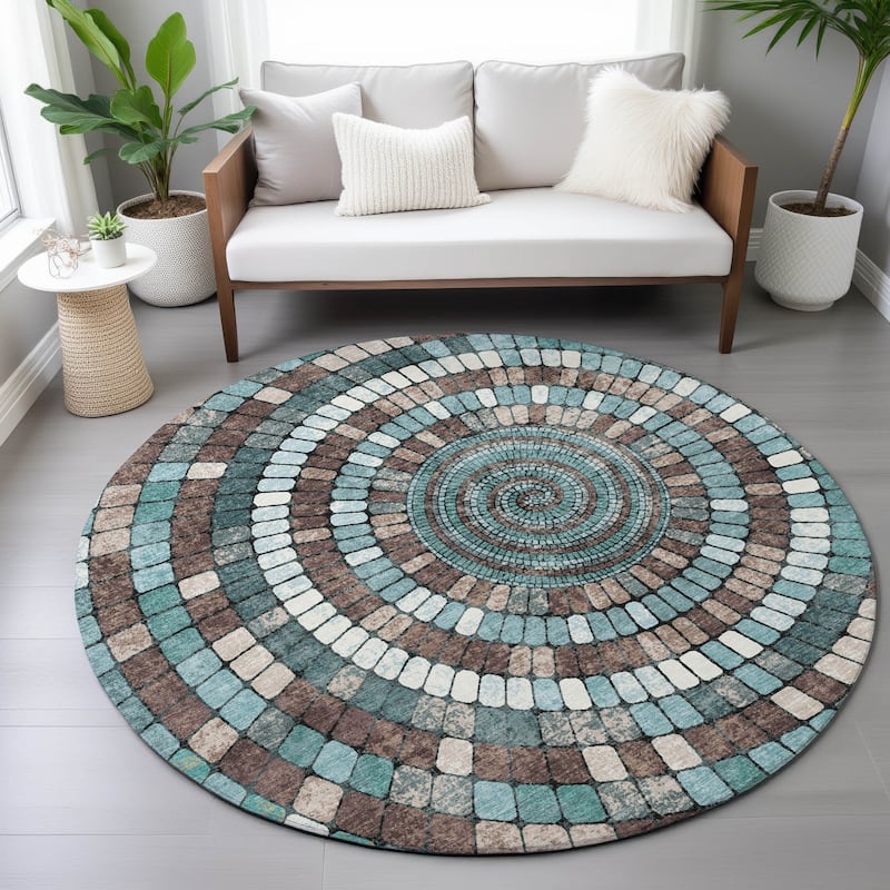Machine Washable Indoor/Outdoor Contemporary Pinwheel Chantille Rug
