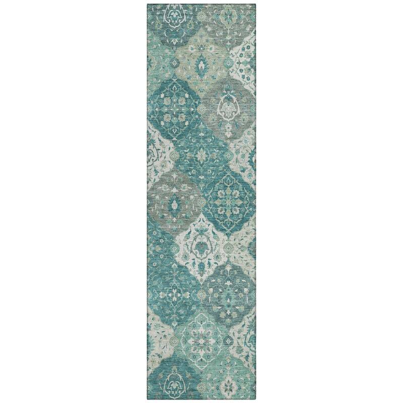 Machine Washable Indoor/ Outdoor Traditional Panel Chantille Rug