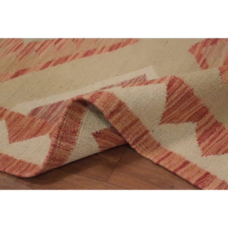 Hand Woven Oriental 100% Wool Carpet Southwestern Tribal Beige & Ivories Kilim Area Rug - 6' 7'' X 4' 11''