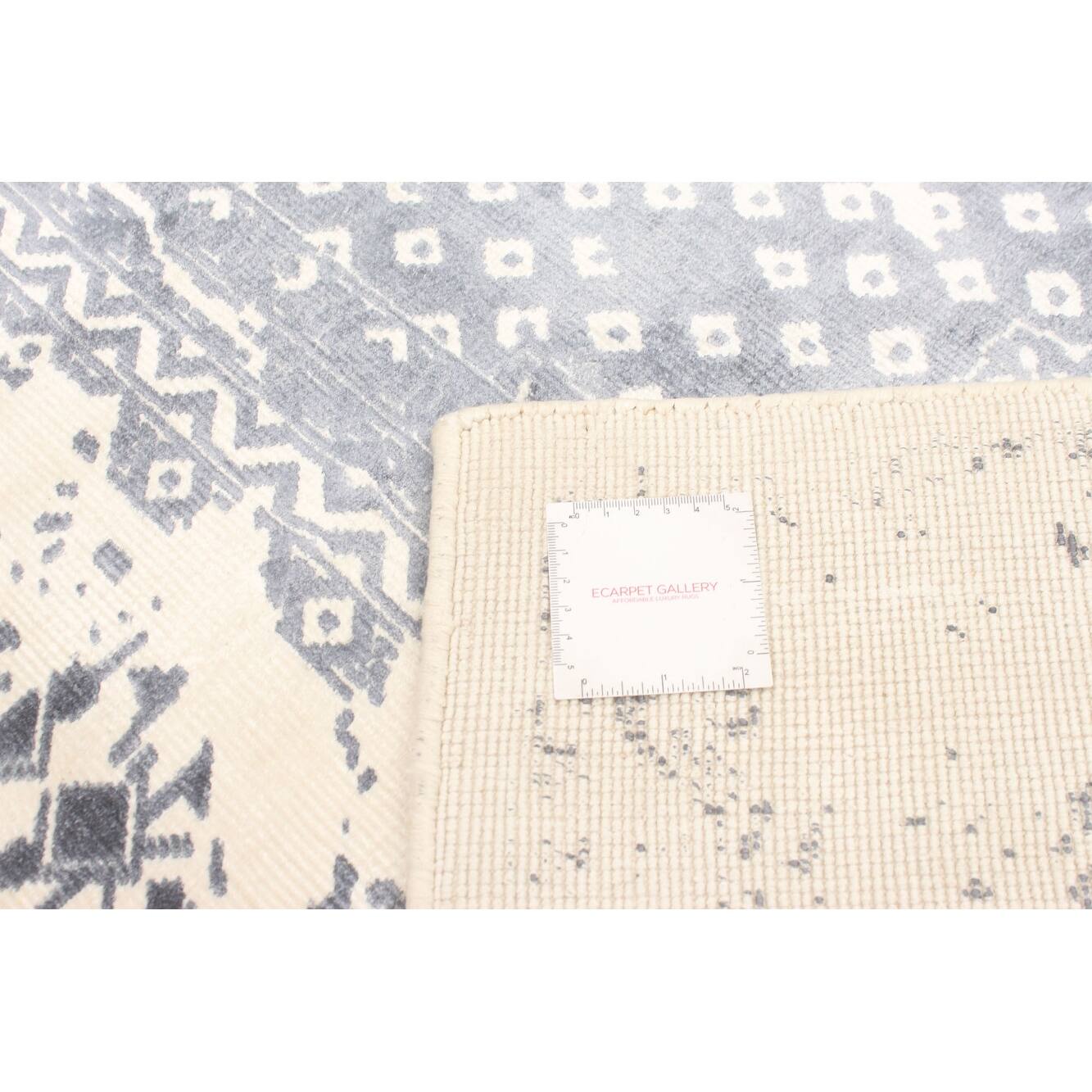 ECARPETGALLERY Hand Loomed Galleria Cream, Dark Grey Viscose Rug 5'3