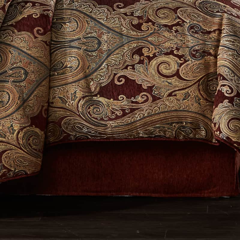 J. Queen New York Garnet Comforter Set - King