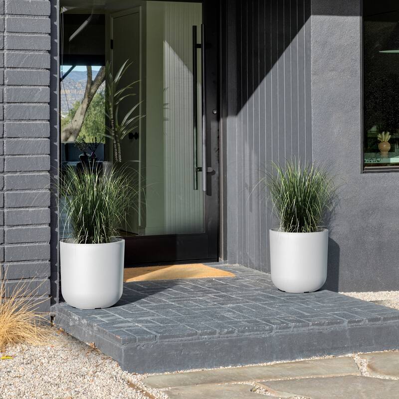 Pure Series Kona Modern Round Planter