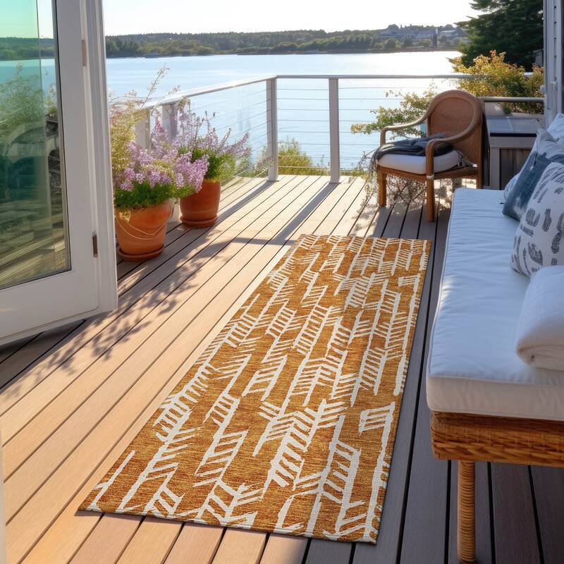 Machine Washable Indoor/ Outdoor Chantille Modern Arrows Rug - Copper - 2'3" x 7'6"