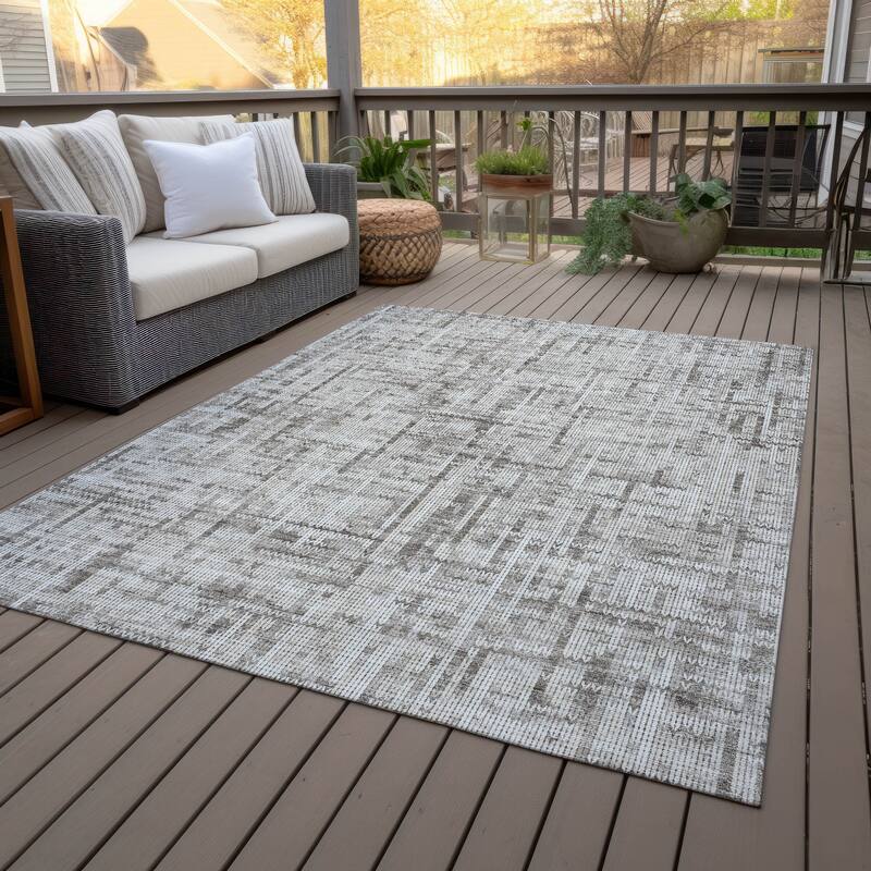 Machine Washable Indoor/Outdoor Modern Crosshatch Chantille Rug