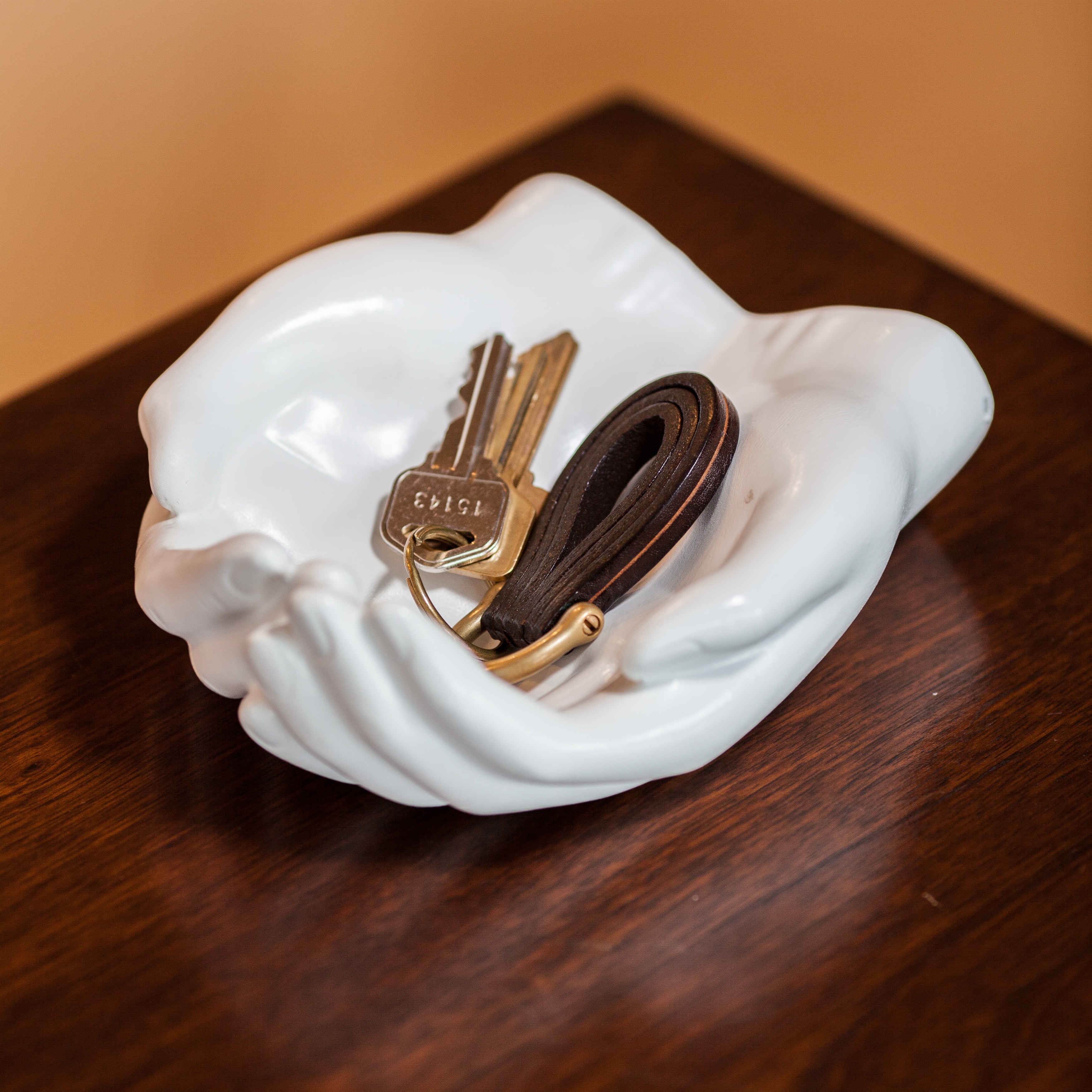 Danya B. Handle with Care Hands Holder