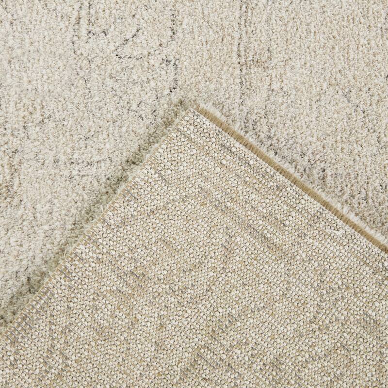 Pelagon Distressed Traditional Area Rug