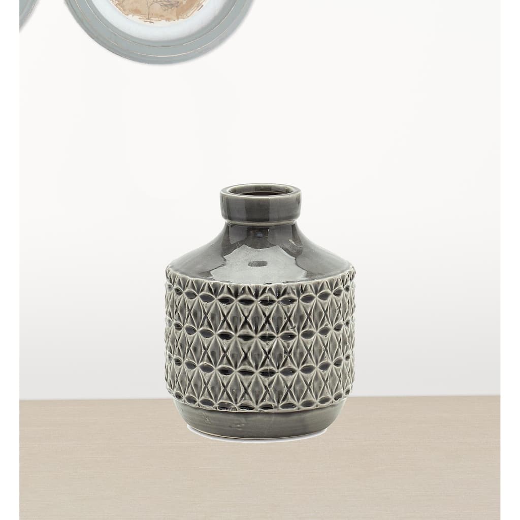 HomeRoots 7.5" Terracotta Gray Round Table vase - 6.25