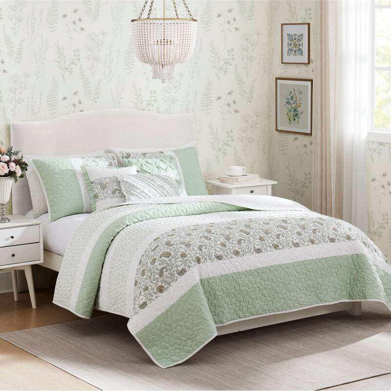 Madison Park Vanessa 6 Piece Cotton Percale Quilt Set with Throw Pillows