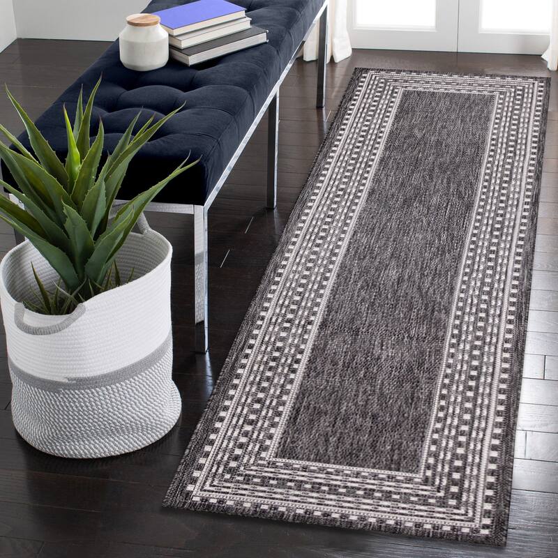 Liora Manne Malibu Etched Border Indoor/Outdoor Rug