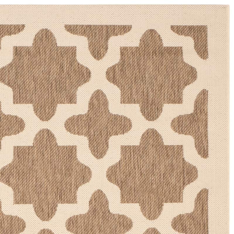 SAFAVIEH Courtyard Dorthey Indoor/ Outdoor Waterproof Patio Backyard Rug