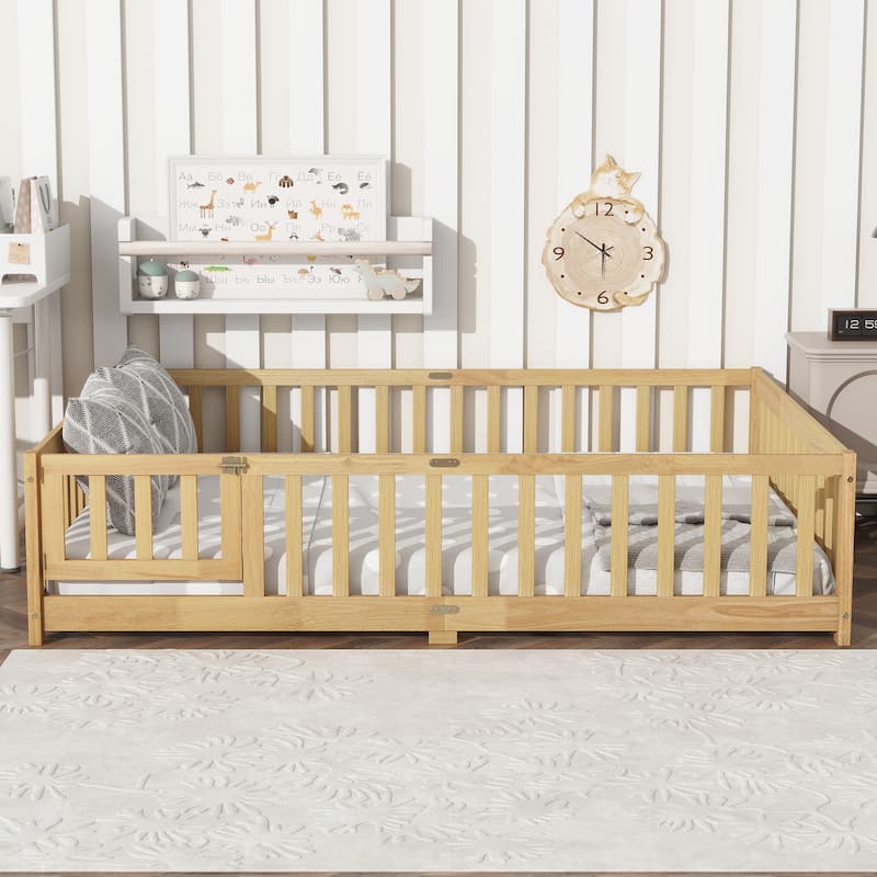 Roomfitters Twin/Full Floor Bed with Surround Fence, Rubber Wood Platform with Guardrails and Slats, Natural
