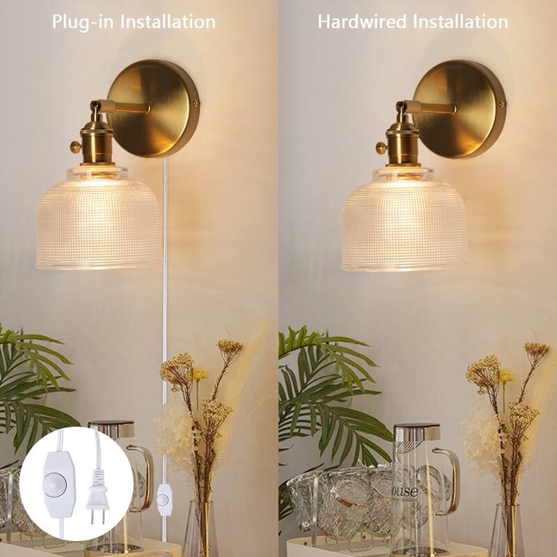 1-Light Gold Bathroom Light Fixtures Glass Wall Sconce