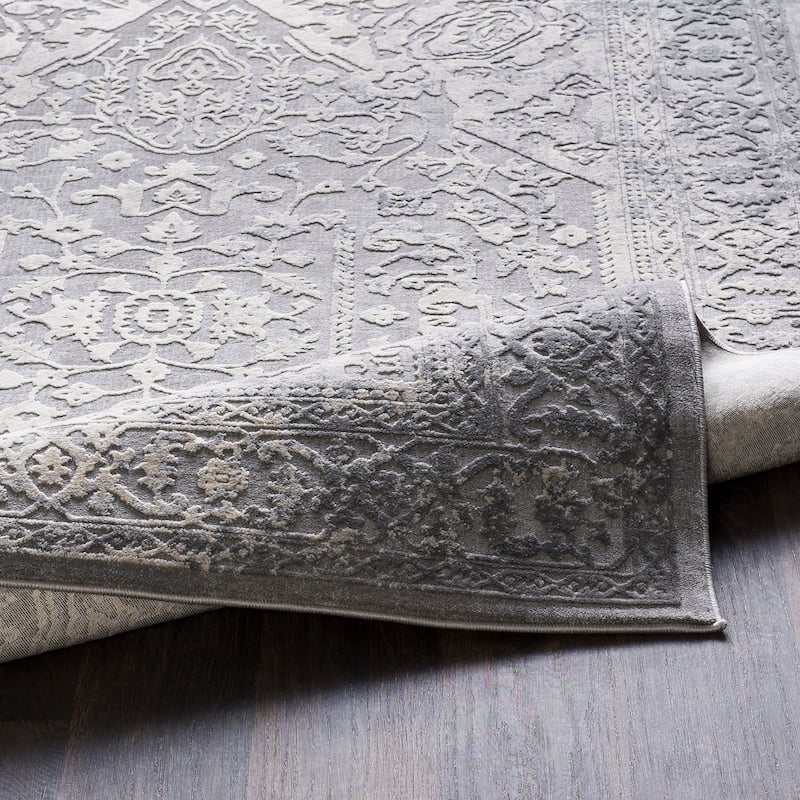 Livabliss Tate Vintage Medallion Area Rug