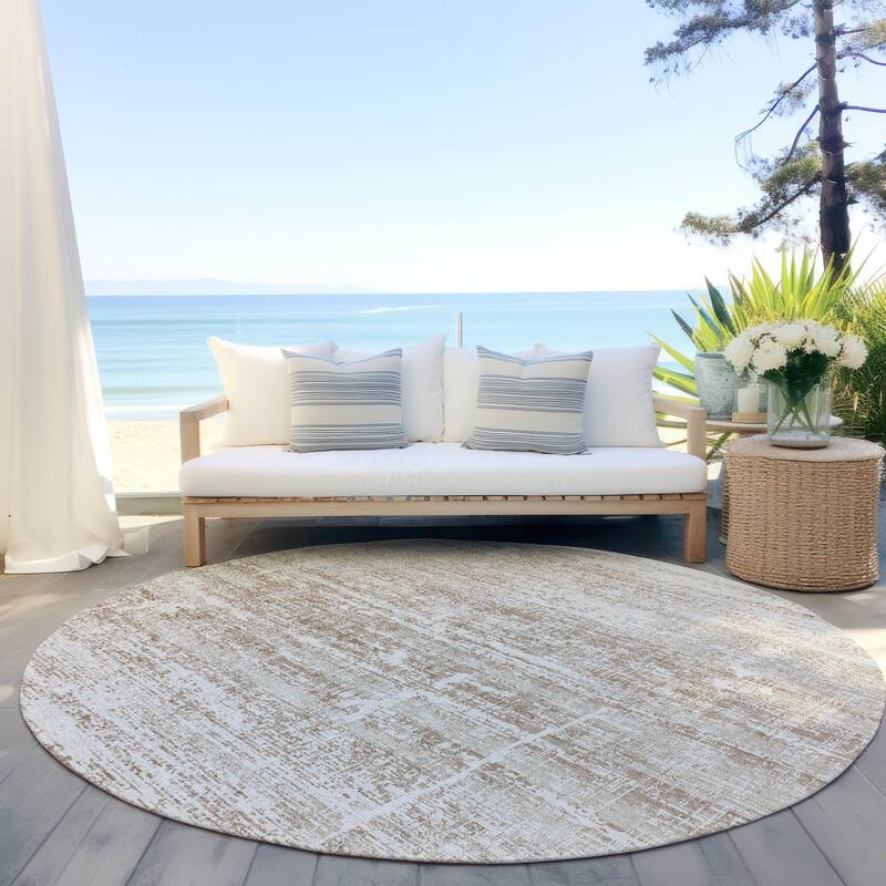 Machine Washable Indoor/ Outdoor Chantille Solid Ombre Rug - Beige - 8' x 8'