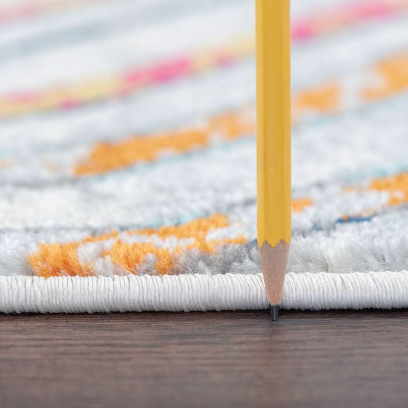 Jade Modern & Contemporary Geometric Indoor Area Rug