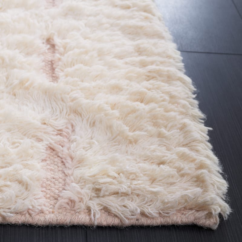 SAFAVIEH Handmade Casablanca Shag Arnela Wool Rug