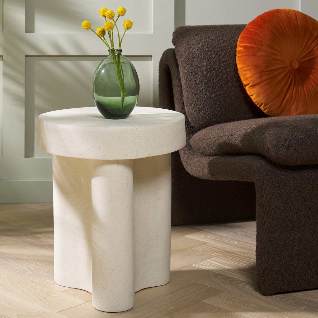 SAFAVIEH Kadence Accent Table (Fully Assembled) - 16"W x 16"D x 19"H