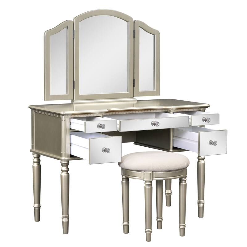 Elegant Makeup Vanities