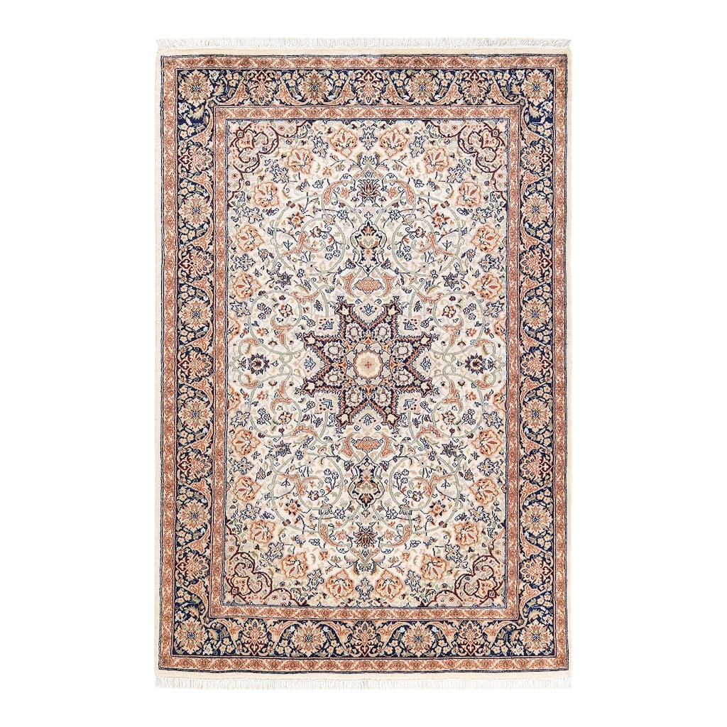 Overton Handknotted Wool Traditional Oriental Ivory Area Rug - 4' x 6'
