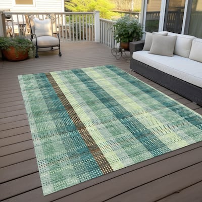 Machine Washable Indoor/ Outdoor Modern Plaid Chantille Rug