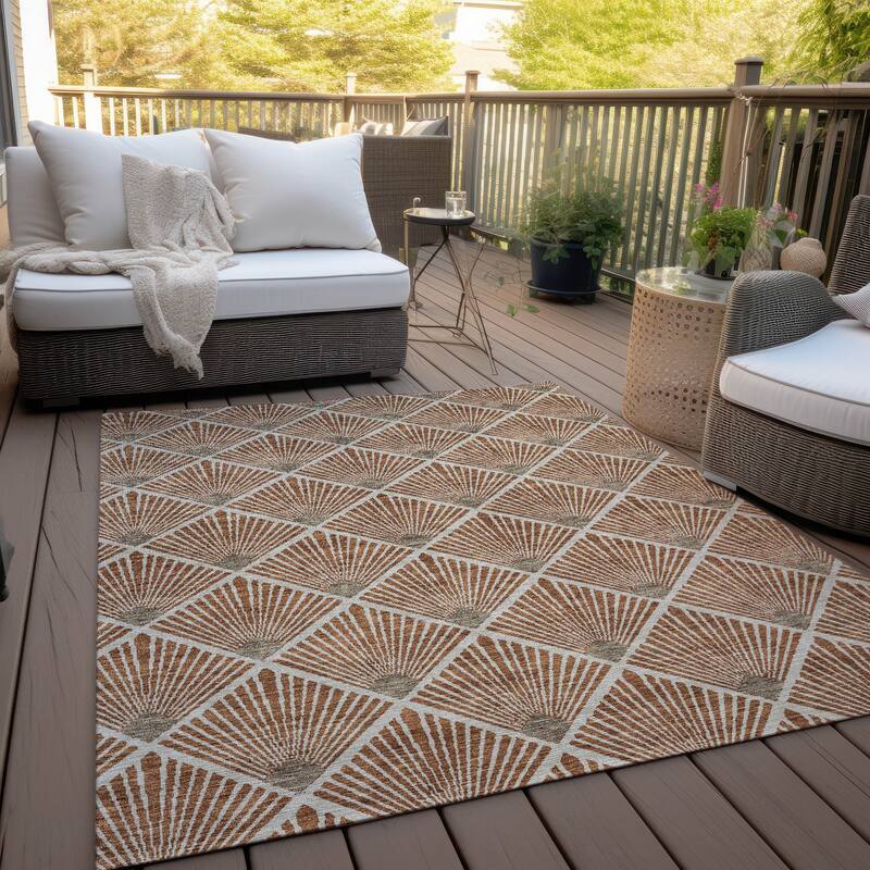 Machine Washable Indoor/ Outdoor Chantille Modern Shells Rug