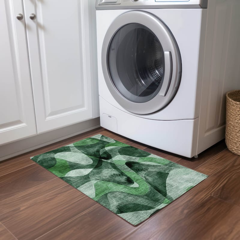 Machine Washable Indoor/ Outdoor Modern Chantille Rug - Fern - 1'8" x 2'6"