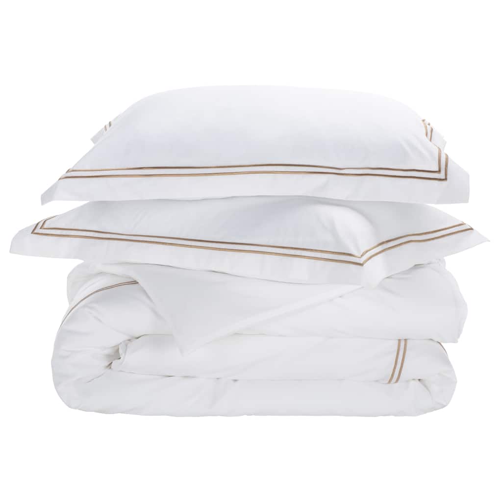 SAFAVIEH Home Hotel Collection 2-Line Embroidered 300Tc Percale 3-piece Duvet Cover Set