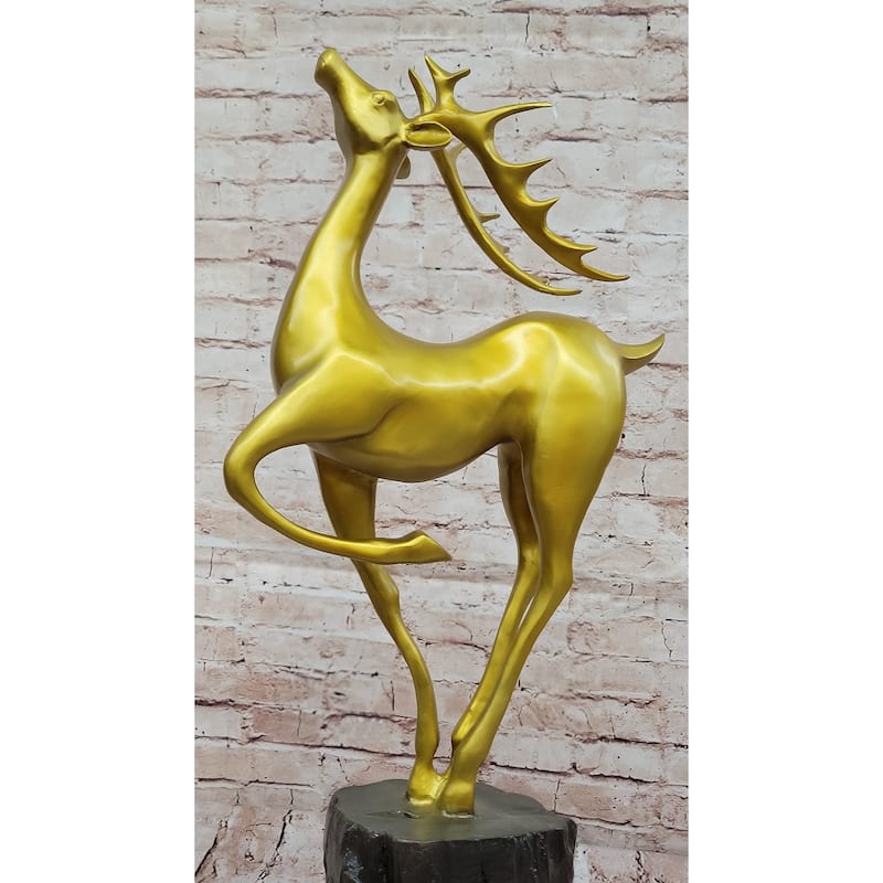 Elegant Gold Deer Sculpture – Contemporary Bronze Stag Figurine