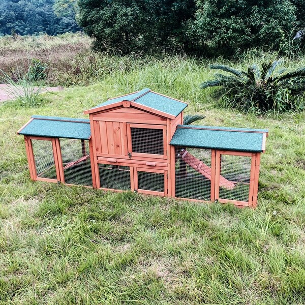ALEKO Fir Wood Chicken 85 x 21 x 34 Inches Coop Hutch with Chicken