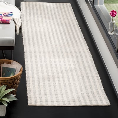 SAFAVIEH Handmade Natura Eletta Wool Rug