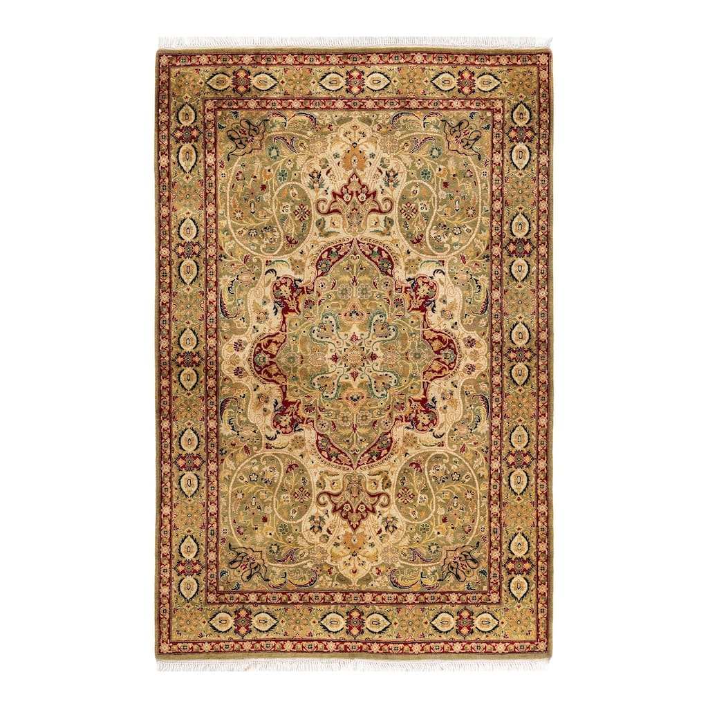 Overton Handknotted Wool Traditional Oriental Green Area Rug - 4' x 6'