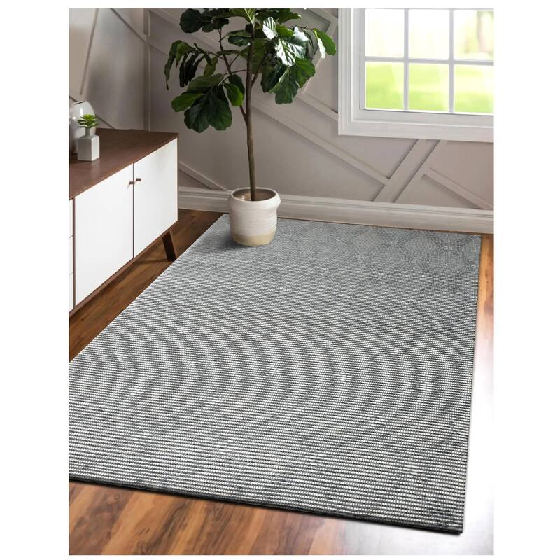 Arstad Transitional Hand-Woven Diamond Wool Indoor Area Rug by Sevita