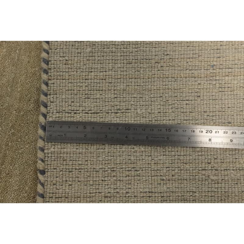 Hand Knotted Oriental 100% Wool Carpet Tribal Animal Pictorial Beige & Ivories Gabbeh Area Rug - 7' 11'' X 4' 11''