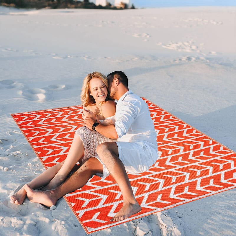 Playa Rug Outdoor Recycled Reversible Plastic Folded Mat/Rug Amsterdam Collection Lightweight & Weather, Water and UV Resistant