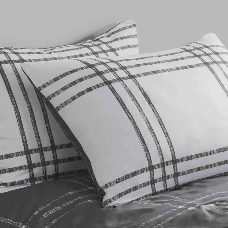 Intelligent Design Nathan Plaid Reversible Comforter Set