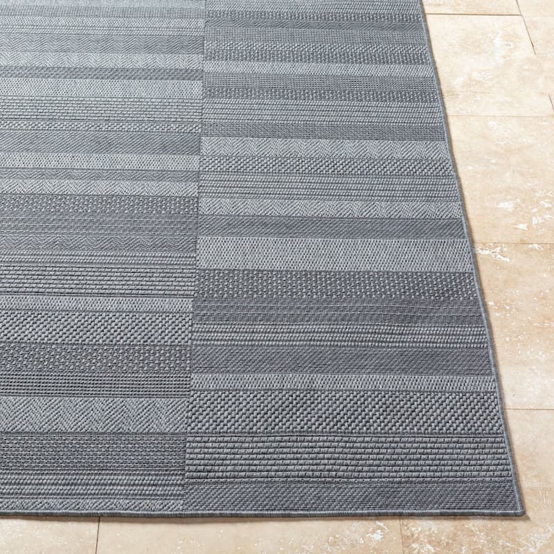 Livabliss Sandra Cottage Indoor/Outdoor Area Rug