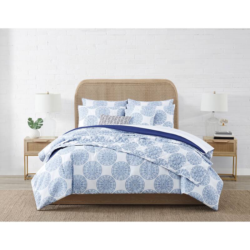 Coastal Living Seaside Medallion 3 Piece Duvet Set