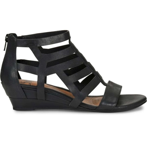 sofft strappy sandals