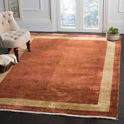 SAFAVIEH Couture Hand-knotted Jewel of India Cadence Traditional Border Silk Rug with Fringe
