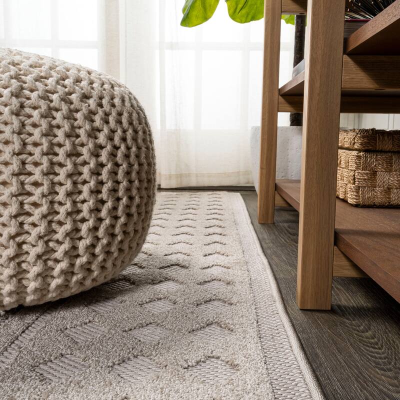 JONATHAN Y Rabat High-Low Pile Moroccan Geometric Indoor/Outdoor Area Rug