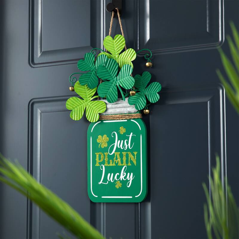 Glitzhome St. Patrick's Wooden Shamrock Doorknob Hanging Decor