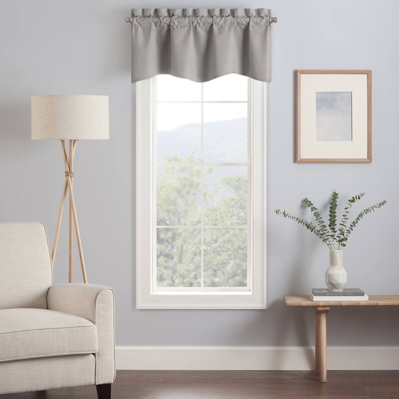 Eclipse Kendall Solid Scalloped Valance