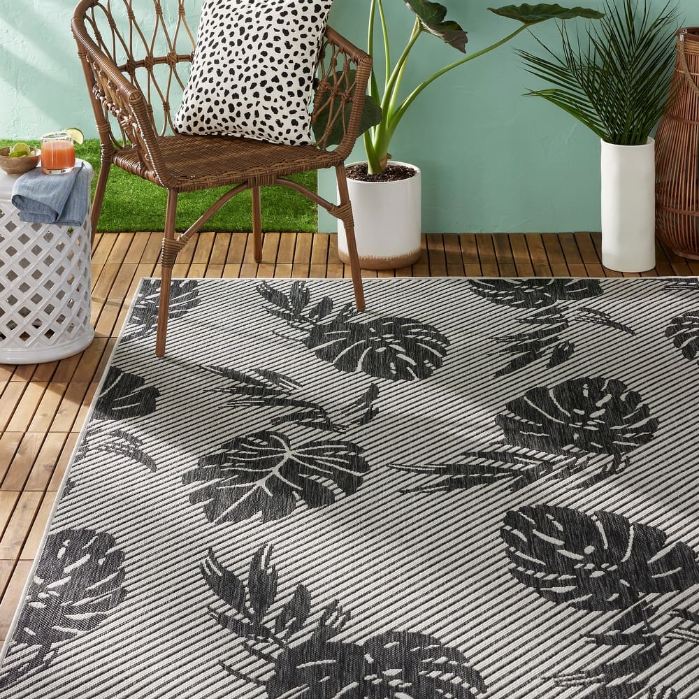 Tommy Bahama Palm Coastal Indoor/Outdoor Area Rug