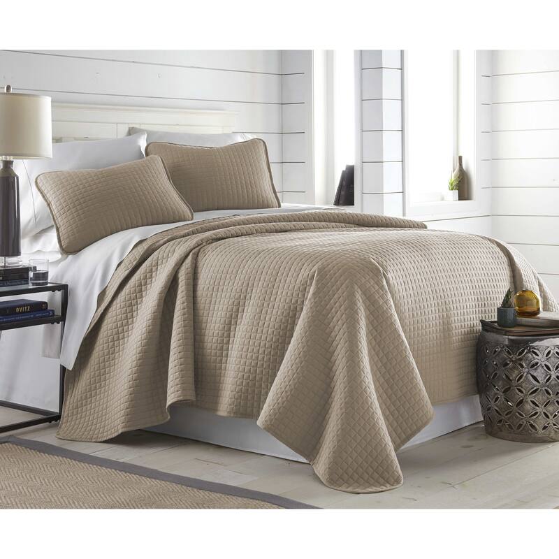 Oversized Solid 3-piece Quilt Set by Southshore Fine Linens - Taupe - Full - Queen