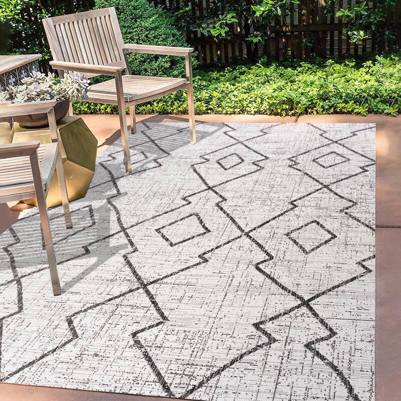 JONATHAN Y Derya Tribal Diamond Trellis Indoor/Outdoor Area Rug
