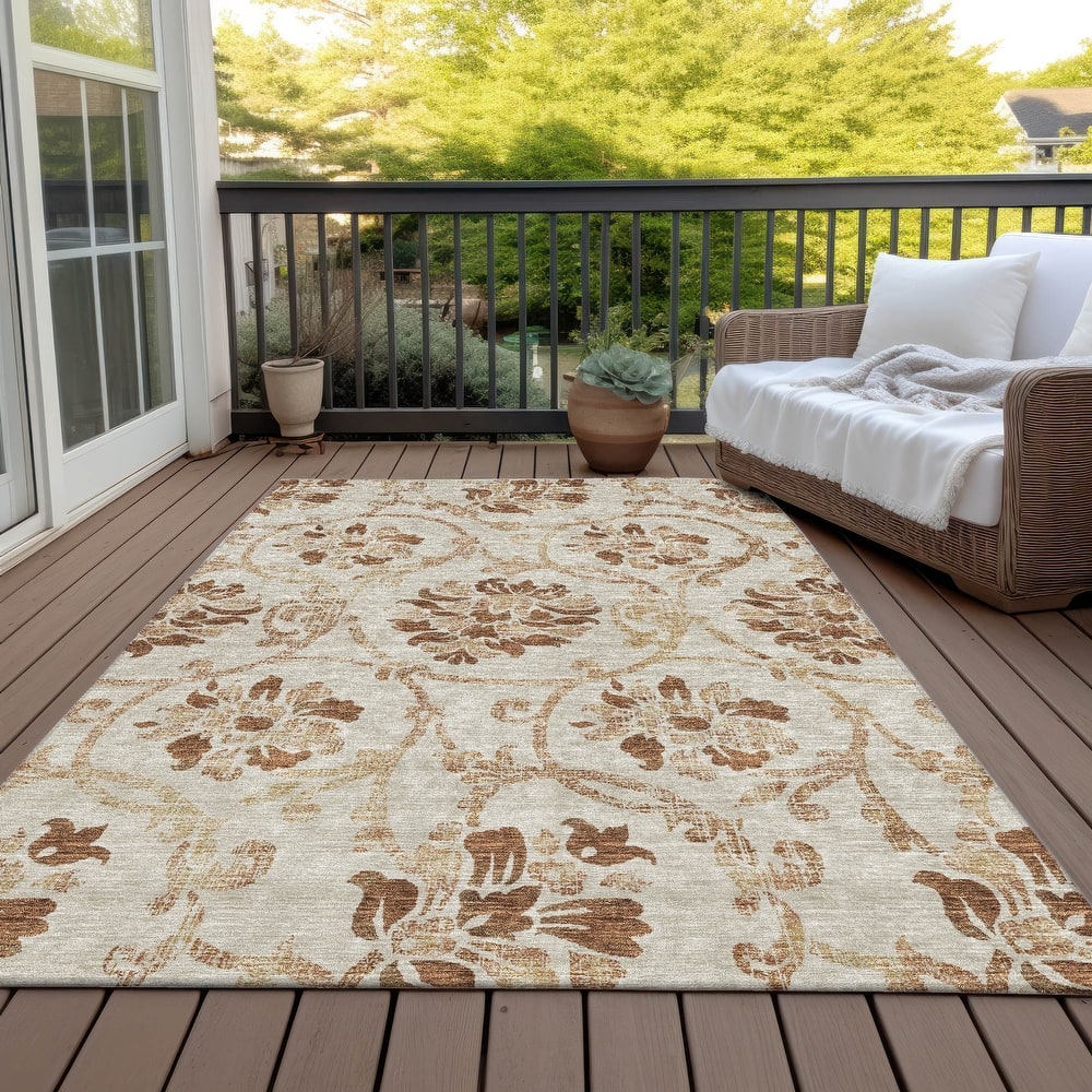 Machine Washable Indoor/ Outdoor Chantille Scroll Floral Rug