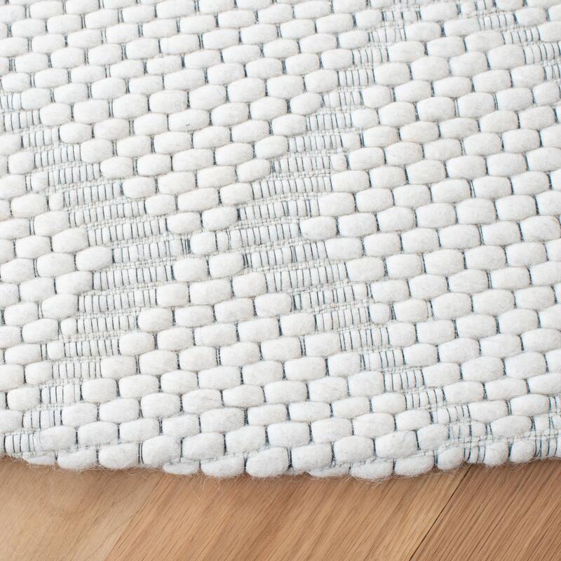 SAFAVIEH Marbella Fidalma Wool Rug