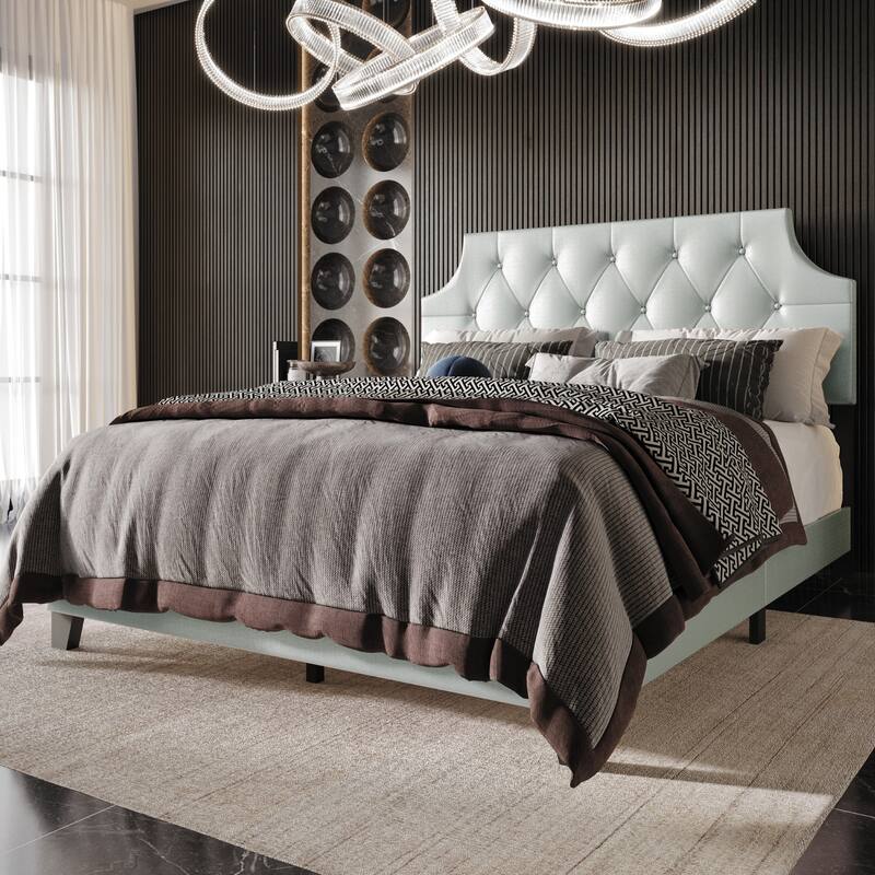 Clayfell Mexico Tufted Upholstered Platform Bed