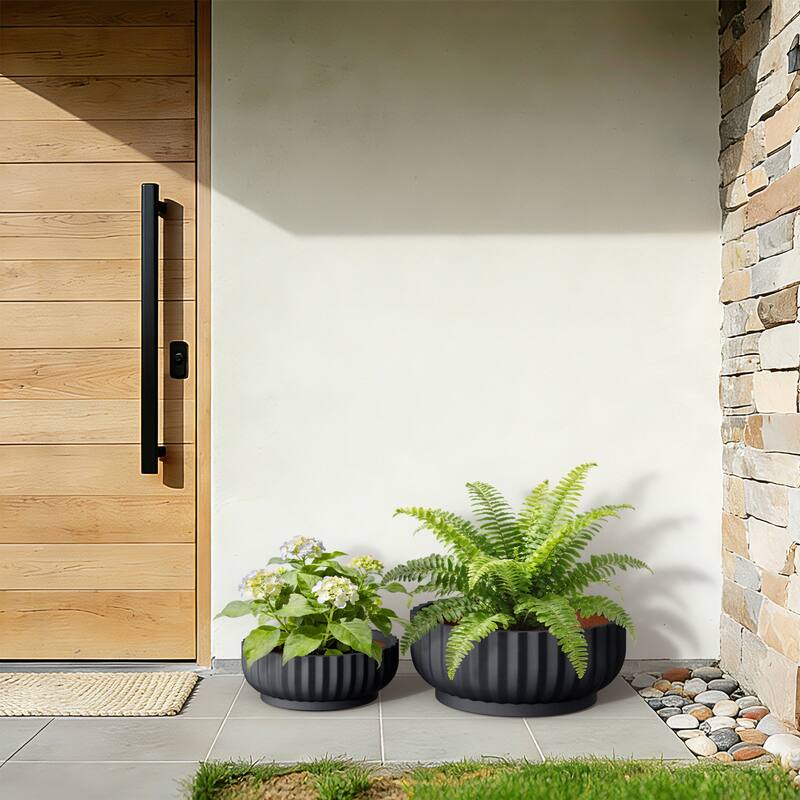 Concrete Round Planter / Pot Ribbed Design Planter Bowl